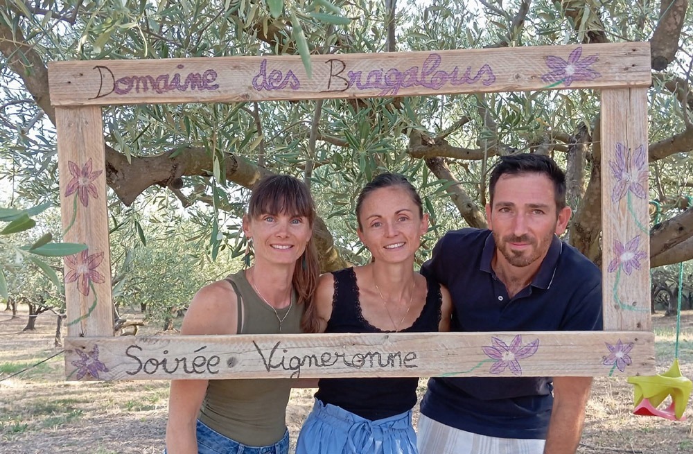 2-Bragalous Winemakers from Domaine des Bragalous during a convivial evening in Cevennes with Cévennes Wine Tour